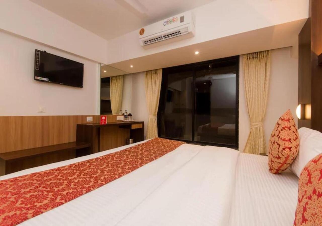 Hotel Mourya Residency Navi Mumbai Luaran gambar